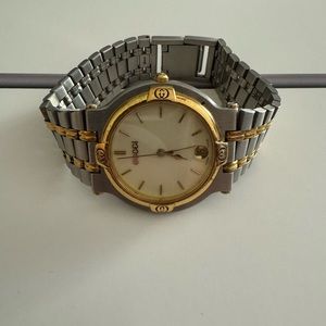 GUCCI 9000M WATCH